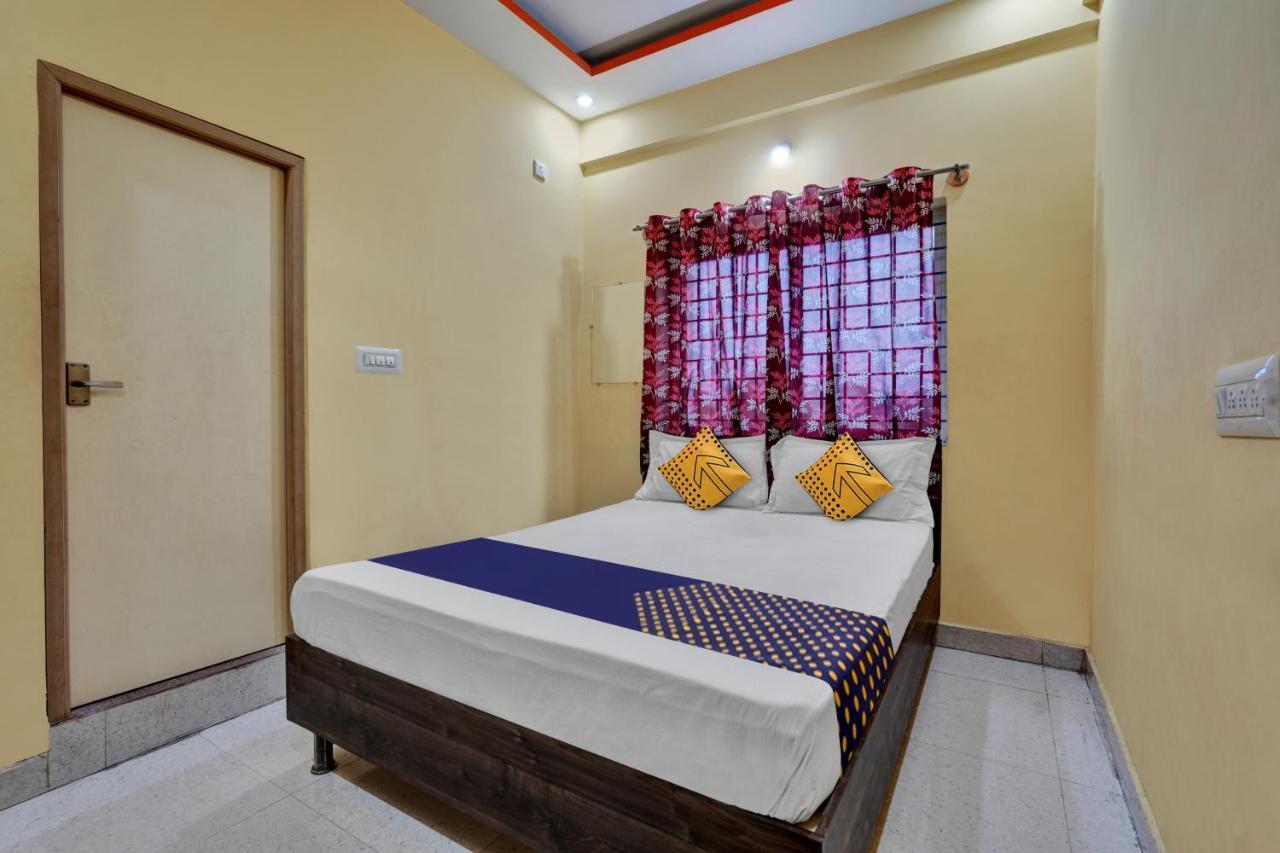 Готель Spot On Anugraha Residency Kumbalgod Екстер'єр фото